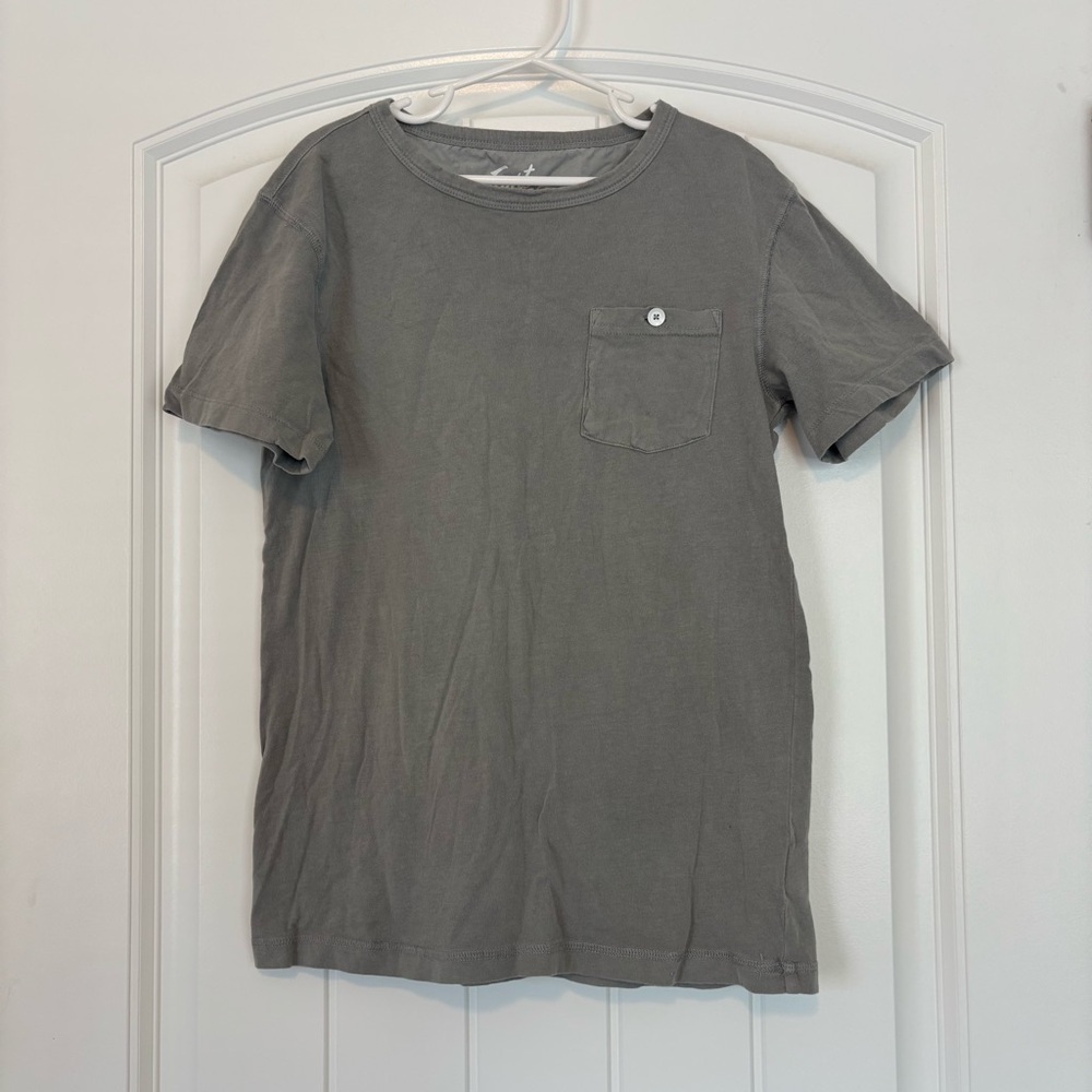 First Wave Little Boys Gray Casual T-Shirt with Pocket Size 10/12